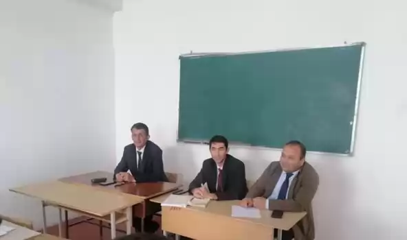 ҶАЛАСАИ КАФЕДРАИ ТЕХНОЛОГИЯИ БАРНОМАСОЗӢ, ЗЕҲНИ СУНЪӢ ВА МАТЕМАТИКАИ ОЛӢ ВА БАРАСИИ МАСАЛАҲОИ МУҲИМ ДАР ОН
