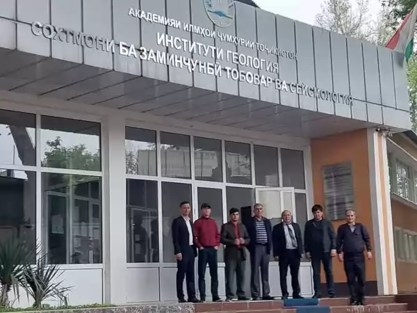 СУРАТГУЗОРИШ АЗ РАФТИ ТАҶРИБАОМӮЗИИ ДОНИШҶӮЁН