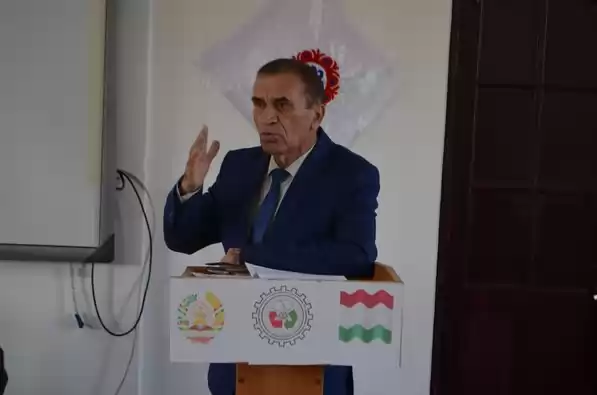 ЧОРАБИНИИ ИЛМӢ - АДАБӢ ДАР МАВЗУИ «КОНСТИТУТСИЯ - БАХТНОМАИ МИЛЛАТ»