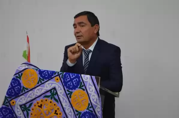 НАҚШИ КОНСТИТУТСИЯ ДАР БАЛАНД БАРДОШТАНИ МАВҚЕИ ЗАНОН ДАР ҶОМЕА